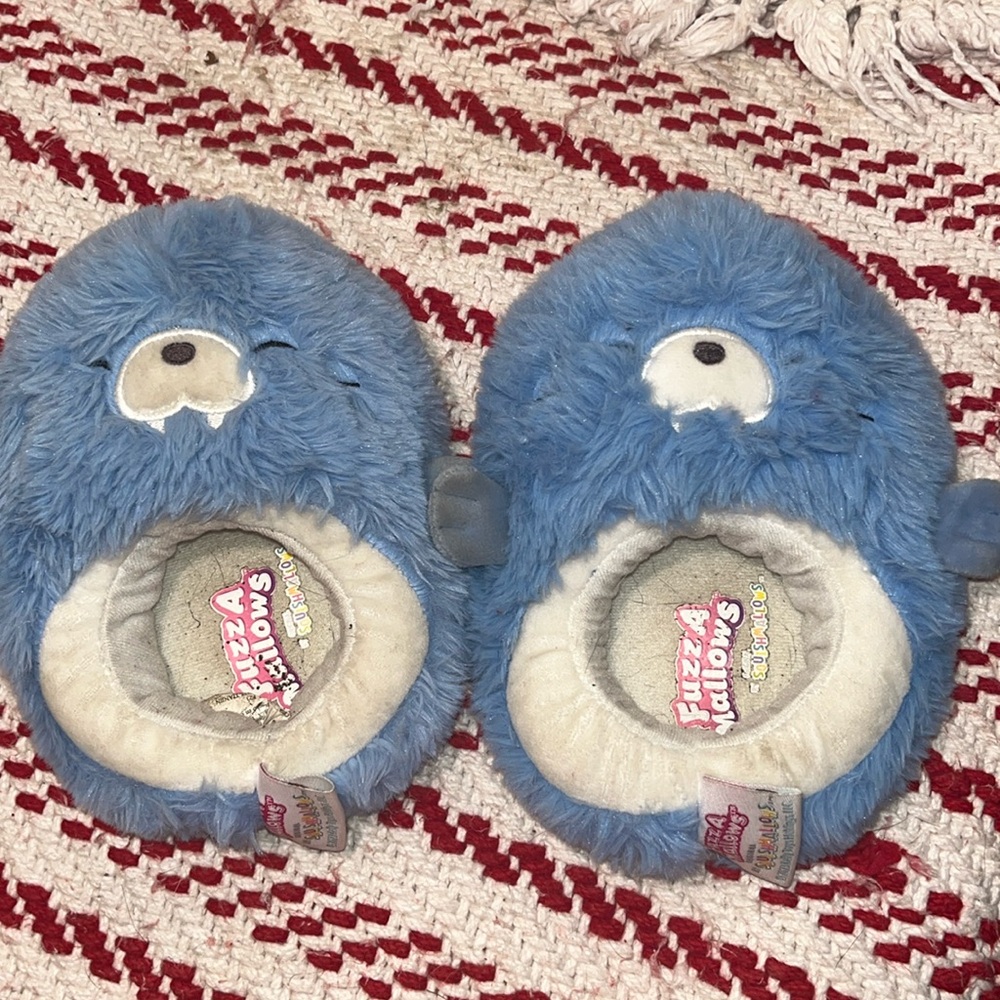 Gently use squish, mellow slippers